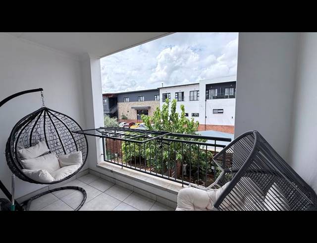 2 BEDROOM APARTMENT FOR SALE IN BLYDE RIVERWALK ESTATE